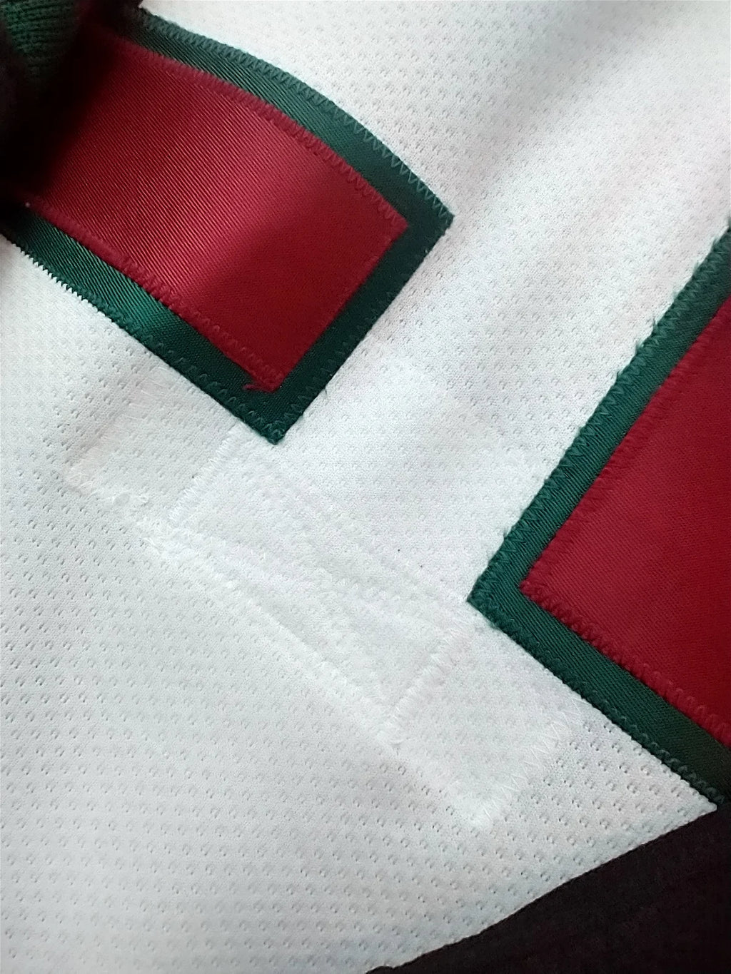 1996-98 Phoenix Coyotes NHL Authentic Starter Ice Hockey Jersey #22 Mike Gartner - Autographed